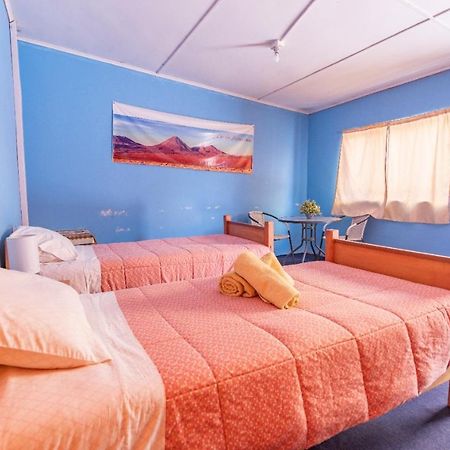 Hostal Nuevo Sol Y Viento Hostel San Pedro de Atacama Bagian luar foto
