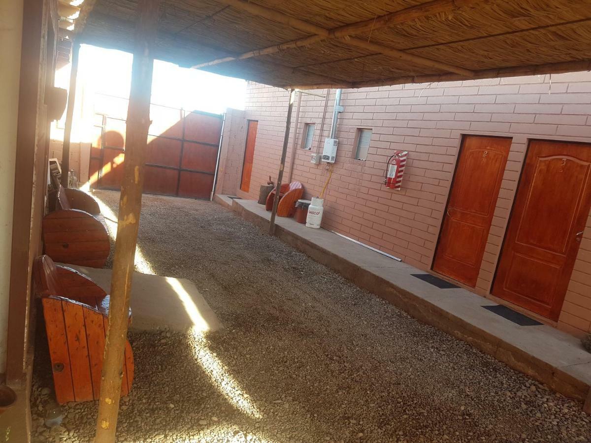 Hostal Nuevo Sol Y Viento Hostel San Pedro de Atacama Bagian luar foto